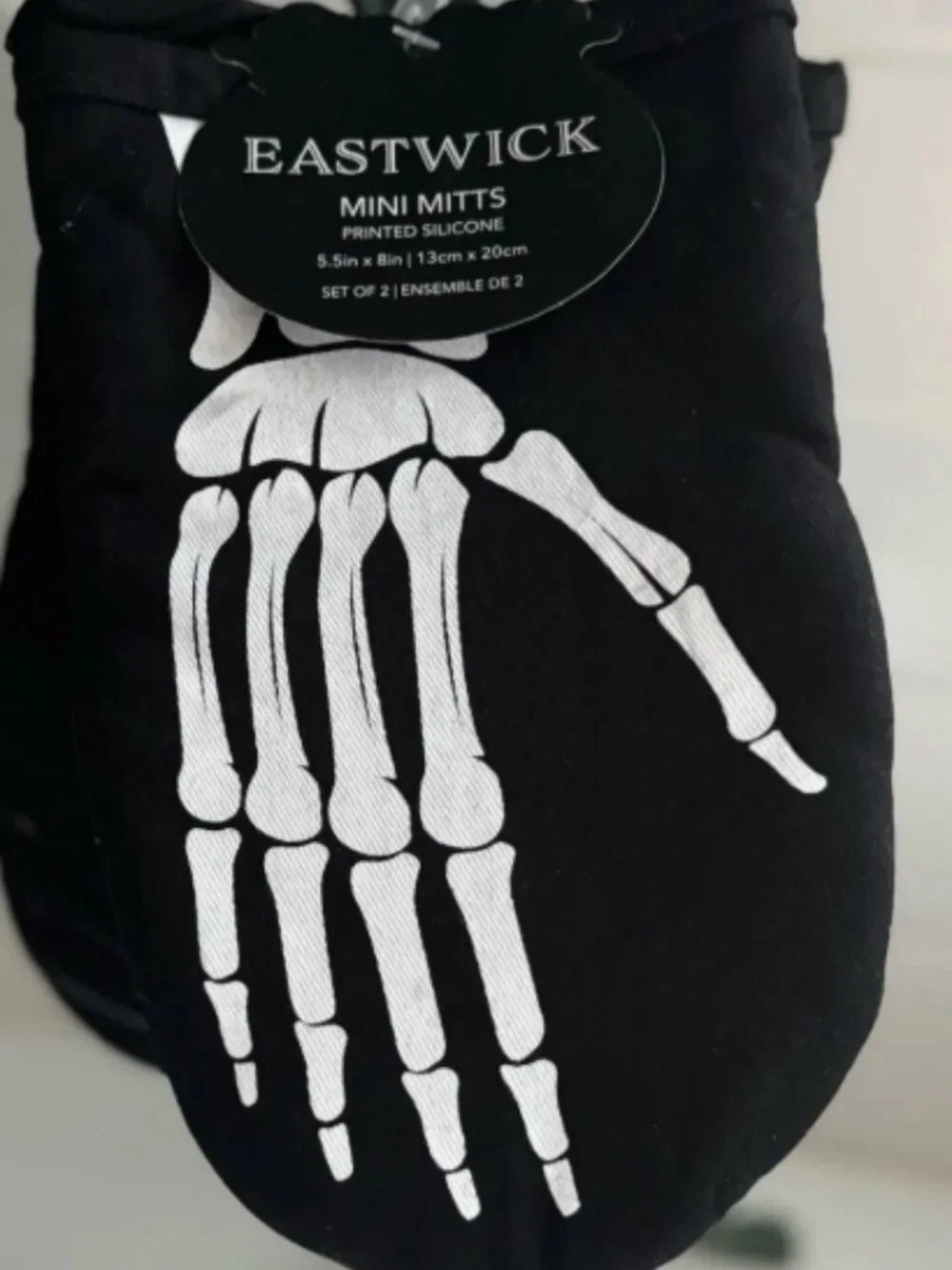 NWT EASTWICK Black Mini Oven Mitts with White Skeleton Print